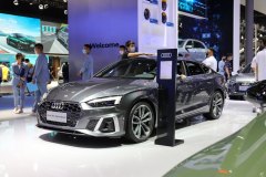 奥迪A5最低价多少钱 奥迪50万左右轿车排行榜