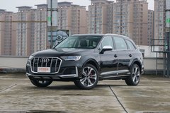 宁波海曙区 奥迪Q7最高降7.82万 最新报价